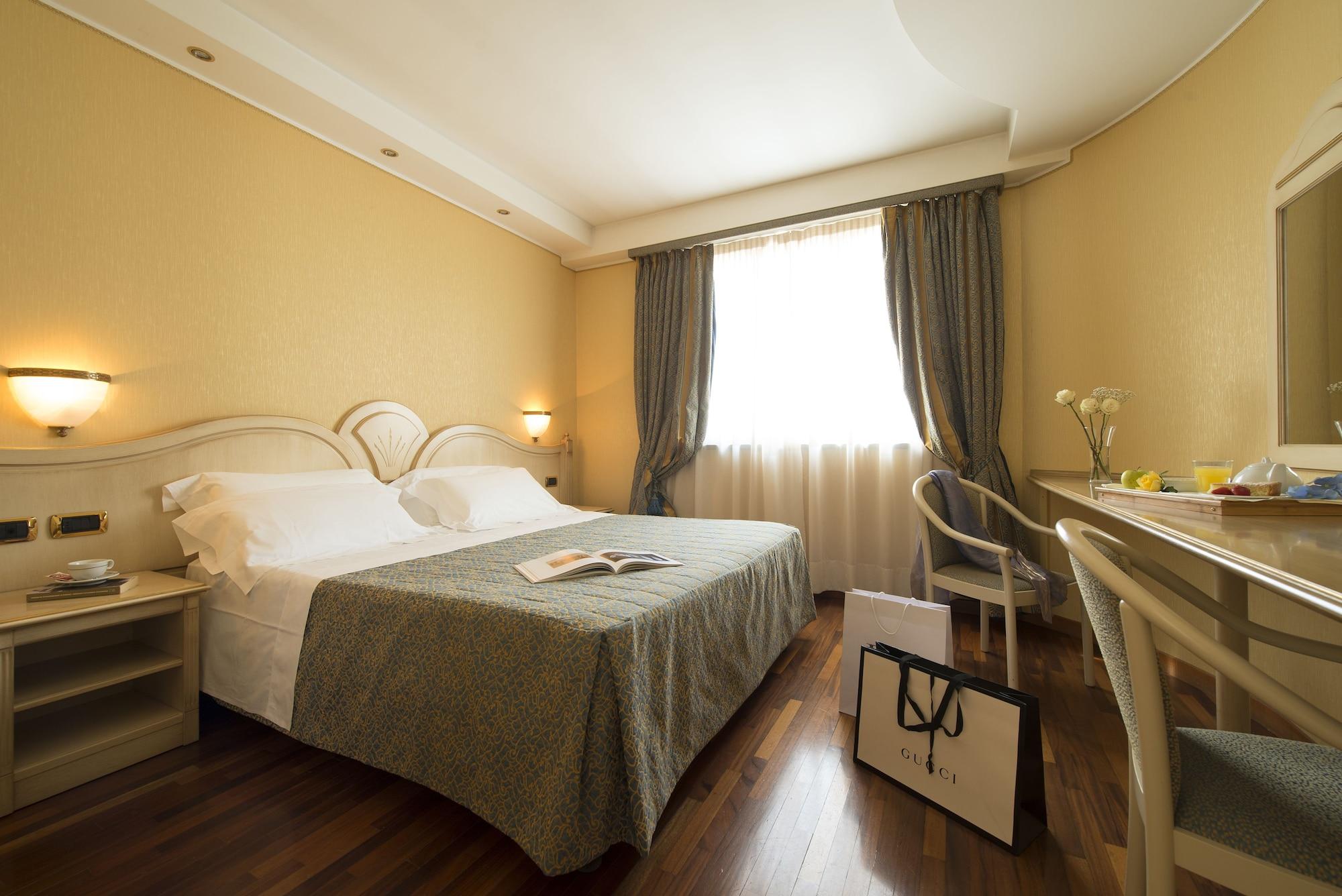 Hotel Il Castelletto Casarile Екстериор снимка